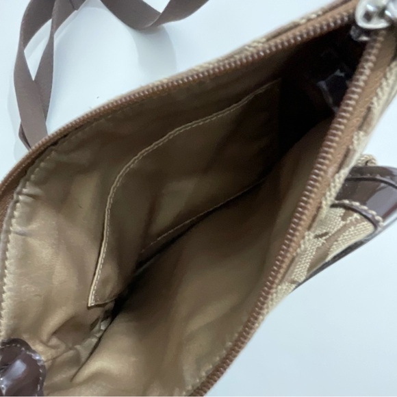 Coach Small Crossbody bag
In great condition - Picture 5 of 7